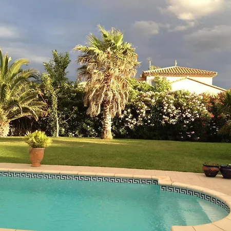 La Clava Bed & Breakfast